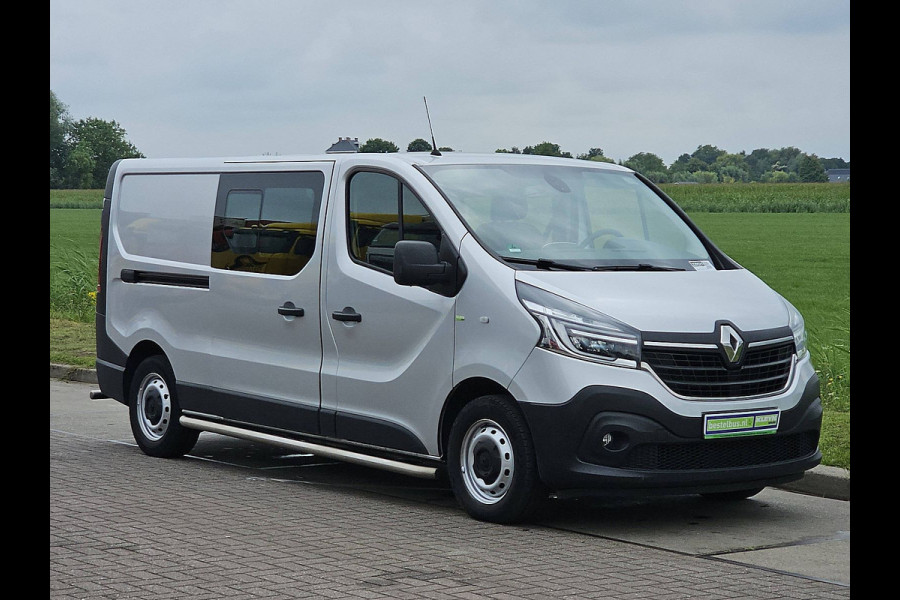 Renault Trafic 2.0 dCi 145 T29 L2H1 DC Comfort Airco Automaat Navi Sidebars Euro6 145Pk NAP 1e Eigenaar! Renault Trafic 2.0 dCi 145 T29 L2H1 DC Comfort Airco Automaat Navi Sidebars Euro6 145Pk NAP 1e Eigenaar!