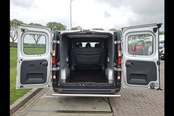 Renault Trafic 2.0 dCi 145 T29 L2H1 DC Comfort Airco Automaat Navi Sidebars Euro6 145Pk NAP 1e Eigenaar! Renault Trafic 2.0 dCi 145 T29 L2H1 DC Comfort Airco Automaat Navi Sidebars Euro6 145Pk NAP 1e Eigenaar!