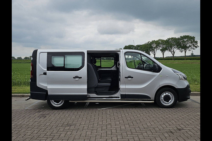 Renault Trafic 2.0 dCi 145 T29 L2H1 DC Comfort Airco Automaat Navi Sidebars Euro6 145Pk NAP 1e Eigenaar! Renault Trafic 2.0 dCi 145 T29 L2H1 DC Comfort Airco Automaat Navi Sidebars Euro6 145Pk NAP 1e Eigenaar!