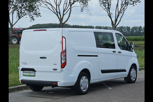 Ford Transit Custom 2.0 L2H1 Navi Airco Dubbele Cabine Automaat Distronic WP-Inrichting PDC 131 PK Euro6 Ford Transit Custom 2.0 L2H1 Navi Airco Dubbele Cabine Automaat Distronic WP-Inrichting PDC 131 PK Euro6