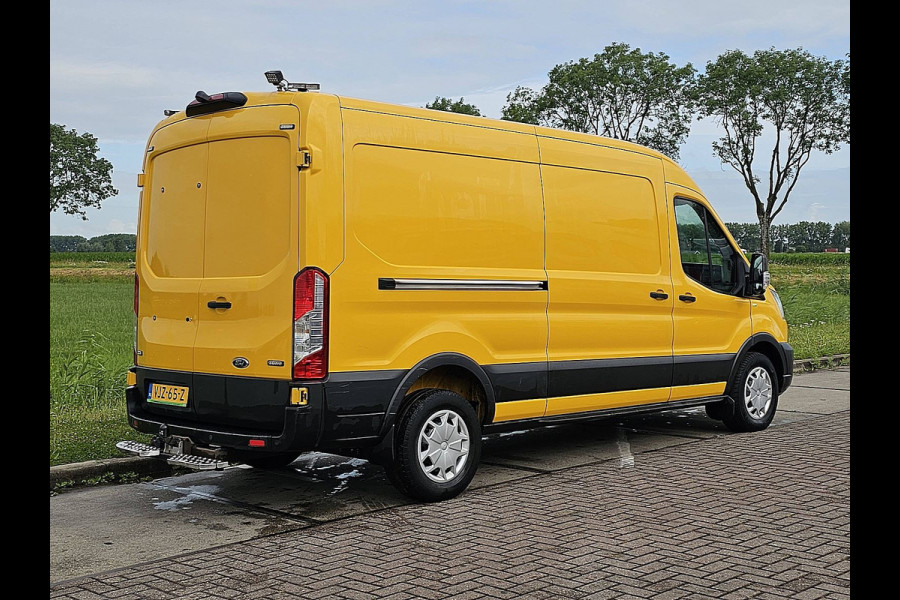 Ford Transit 350 2.0 TDCI L3H2 Trekhaak NAP Airco Euro6 130Pk 1e Eigenaar Oh-Historie! Ford Transit 350 2.0 TDCI L3H2 Trekhaak NAP Airco Euro6 130Pk 1e Eigenaar Oh-Historie!