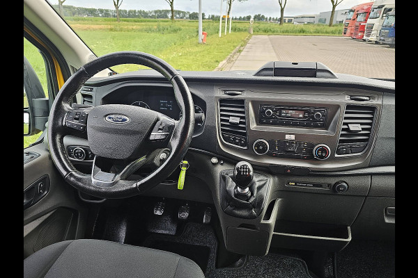 Ford Transit 350 2.0 TDCI L3H2 Trekhaak NAP Airco Euro6 130Pk 1e Eigenaar Oh-Historie! Ford Transit 350 2.0 TDCI L3H2 Trekhaak NAP Airco Euro6 130Pk 1e Eigenaar Oh-Historie!