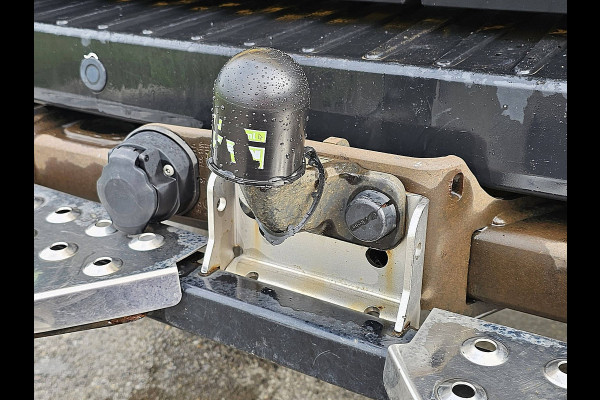 Ford Transit 350 2.0 TDCI L3H2 Trekhaak NAP Airco Euro6 130Pk 1e Eigenaar Oh-Historie! Ford Transit 350 2.0 TDCI L3H2 Trekhaak NAP Airco Euro6 130Pk 1e Eigenaar Oh-Historie!