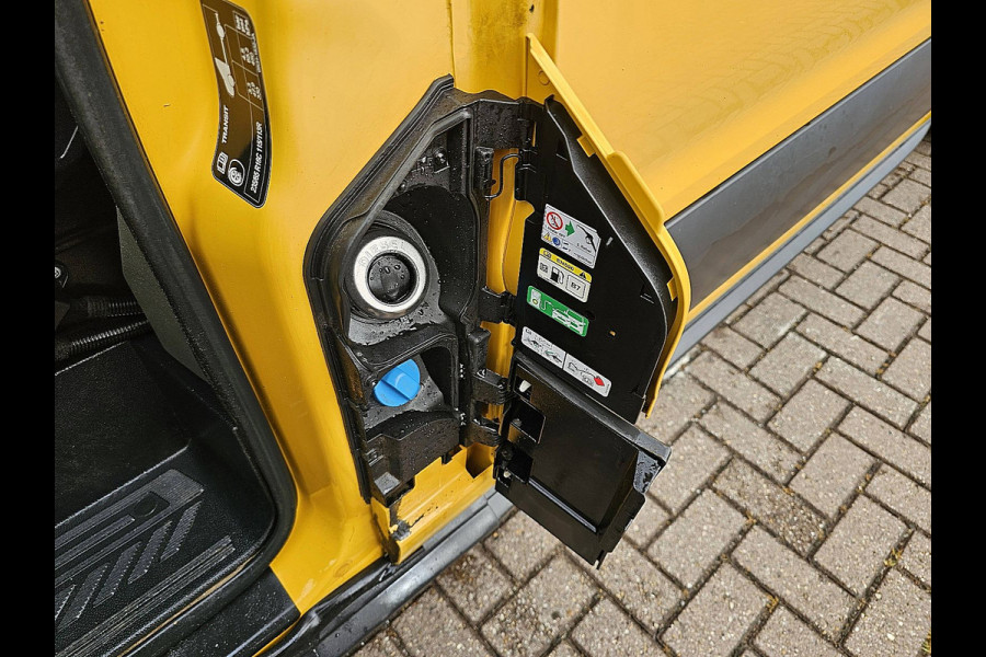 Ford Transit 350 2.0 TDCI L3H2 Trekhaak NAP Airco Euro6 130Pk 1e Eigenaar Oh-Historie! Ford Transit 350 2.0 TDCI L3H2 Trekhaak NAP Airco Euro6 130Pk 1e Eigenaar Oh-Historie!