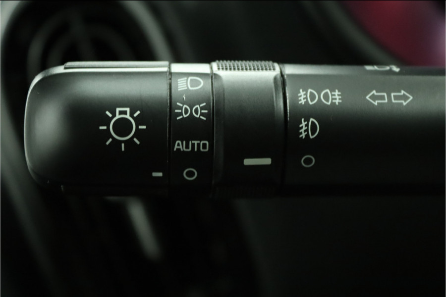 Kia Picanto 1.0 DPi GT-Line Apple Carplay/Android Auto - Cruise Control - Climate Control - Lederen Bekleding - Navigatie - Achteruitrijcamera - Fabrieksgarantie tot 04-2031 Kia Picanto 1.0 DPi GT-Line Apple Carplay/Android Auto - Cruise Control - Climate Control - Lederen Bekleding - Navigatie - Achteruitrijcamera - Fabrieksgarantie tot 04-2031