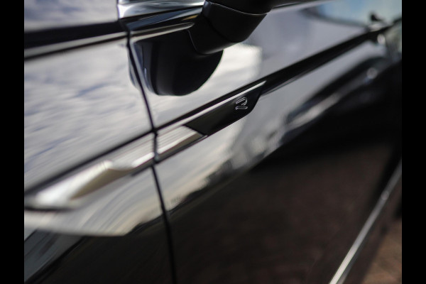 Volkswagen Tiguan 1.5 TSI R-Line Business+ | Pano | Keyless | IQ Light | Trekhaak | Stuur/Stoelverw. Volkswagen Tiguan 1.5 TSI R-Line Business+ | Pano | Keyless | IQ Light | Trekhaak | Stuur/Stoelverw.