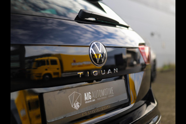 Volkswagen Tiguan 1.5 TSI R-Line Business+ | Pano | Keyless | IQ Light | Trekhaak | Stuur/Stoelverw. Volkswagen Tiguan 1.5 TSI R-Line Business+ | Pano | Keyless | IQ Light | Trekhaak | Stuur/Stoelverw.