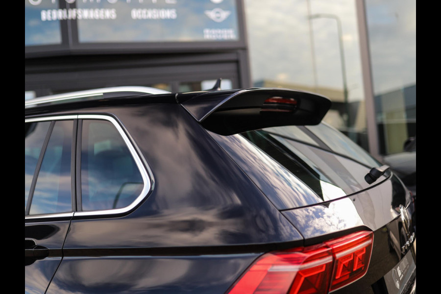 Volkswagen Tiguan 1.5 TSI R-Line Business+ | Pano | Keyless | IQ Light | Trekhaak | Stuur/Stoelverw. Volkswagen Tiguan 1.5 TSI R-Line Business+ | Pano | Keyless | IQ Light | Trekhaak | Stuur/Stoelverw.
