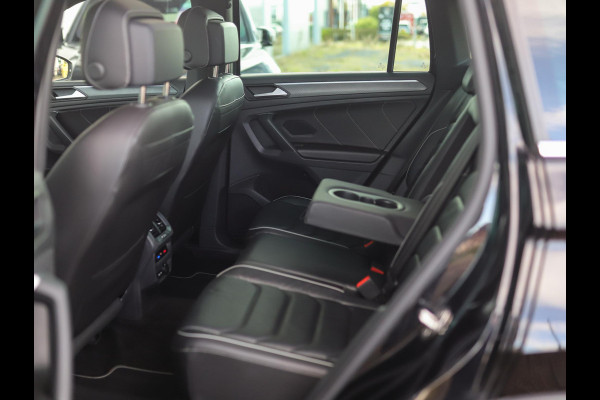 Volkswagen Tiguan 1.5 TSI R-Line Business+ | Pano | Keyless | IQ Light | Trekhaak | Stuur/Stoelverw. Volkswagen Tiguan 1.5 TSI R-Line Business+ | Pano | Keyless | IQ Light | Trekhaak | Stuur/Stoelverw.