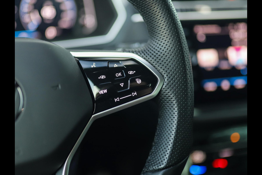 Volkswagen Tiguan 1.5 TSI R-Line Business+ | Pano | Keyless | IQ Light | Trekhaak | Stuur/Stoelverw. Volkswagen Tiguan 1.5 TSI R-Line Business+ | Pano | Keyless | IQ Light | Trekhaak | Stuur/Stoelverw.