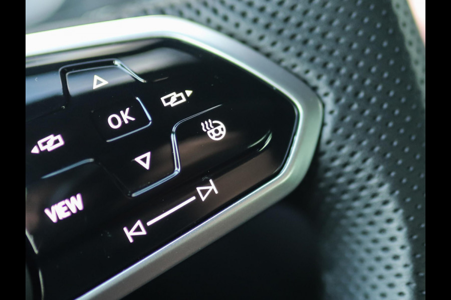 Volkswagen Tiguan 1.5 TSI R-Line Business+ | Pano | Keyless | IQ Light | Trekhaak | Stuur/Stoelverw. Volkswagen Tiguan 1.5 TSI R-Line Business+ | Pano | Keyless | IQ Light | Trekhaak | Stuur/Stoelverw.