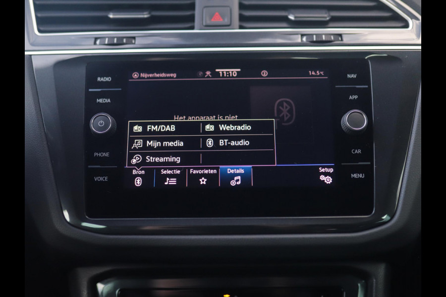 Volkswagen Tiguan 1.5 TSI R-Line Business+ | Pano | Keyless | IQ Light | Trekhaak | Stuur/Stoelverw. Volkswagen Tiguan 1.5 TSI R-Line Business+ | Pano | Keyless | IQ Light | Trekhaak | Stuur/Stoelverw.