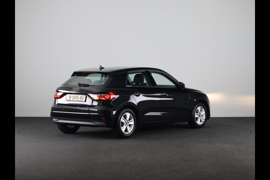 Audi A1 Sportback 25 TFSI Pro Line 95pk | Airconditioning | Navigatie via App | Parkeersensoren achter Audi A1 Sportback 25 TFSI Pro Line 95pk | Airconditioning | Navigatie via App | Parkeersensoren achter