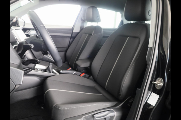 Audi A1 Sportback 25 TFSI Pro Line 95pk | Airconditioning | Navigatie via App | Parkeersensoren achter Audi A1 Sportback 25 TFSI Pro Line 95pk | Airconditioning | Navigatie via App | Parkeersensoren achter