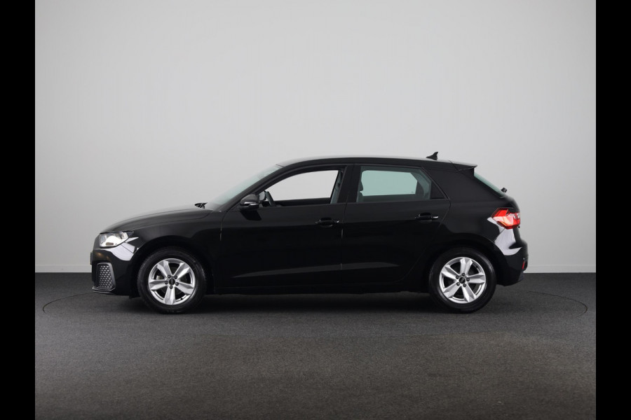 Audi A1 Sportback 25 TFSI Pro Line 95pk | Airconditioning | Navigatie via App | Parkeersensoren achter Audi A1 Sportback 25 TFSI Pro Line 95pk | Airconditioning | Navigatie via App | Parkeersensoren achter