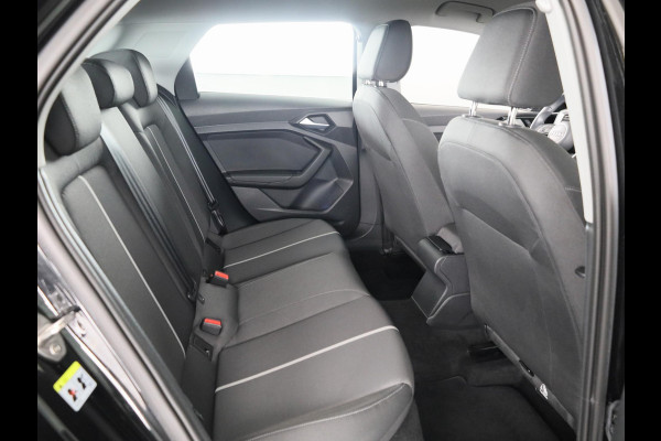 Audi A1 Sportback 25 TFSI Pro Line 95pk | Airconditioning | Navigatie via App | Parkeersensoren achter Audi A1 Sportback 25 TFSI Pro Line 95pk | Airconditioning | Navigatie via App | Parkeersensoren achter