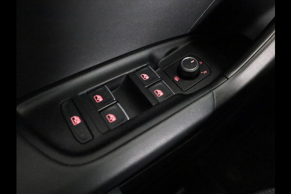 Audi A1 Sportback 25 TFSI Pro Line 95pk | Airconditioning | Navigatie via App | Parkeersensoren achter Audi A1 Sportback 25 TFSI Pro Line 95pk | Airconditioning | Navigatie via App | Parkeersensoren achter