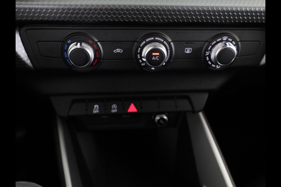 Audi A1 Sportback 25 TFSI Pro Line 95pk | Airconditioning | Navigatie via App | Parkeersensoren achter Audi A1 Sportback 25 TFSI Pro Line 95pk | Airconditioning | Navigatie via App | Parkeersensoren achter