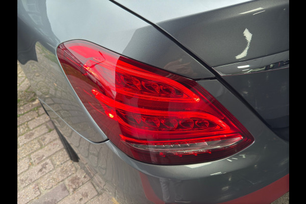 Mercedes-Benz C-Klasse 250 CDI Edition 1-Panoramadak Mercedes-Benz C-Klasse 250 CDI Edition 1-Panoramadak