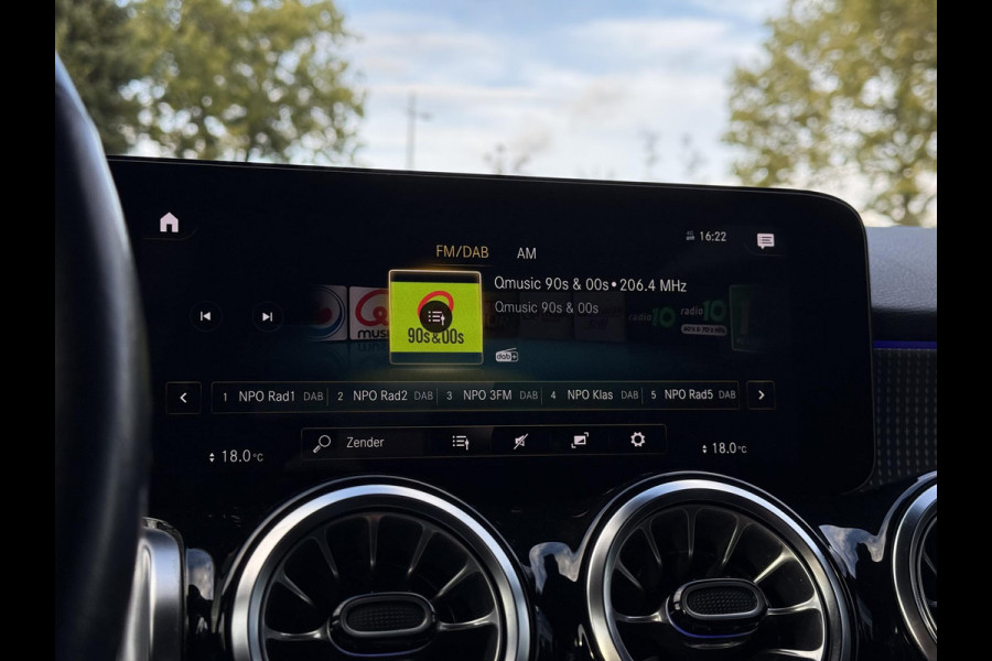Mercedes-Benz Glb 200 Business Solution Luxury 7p. | Panorama | Leder | Memory |