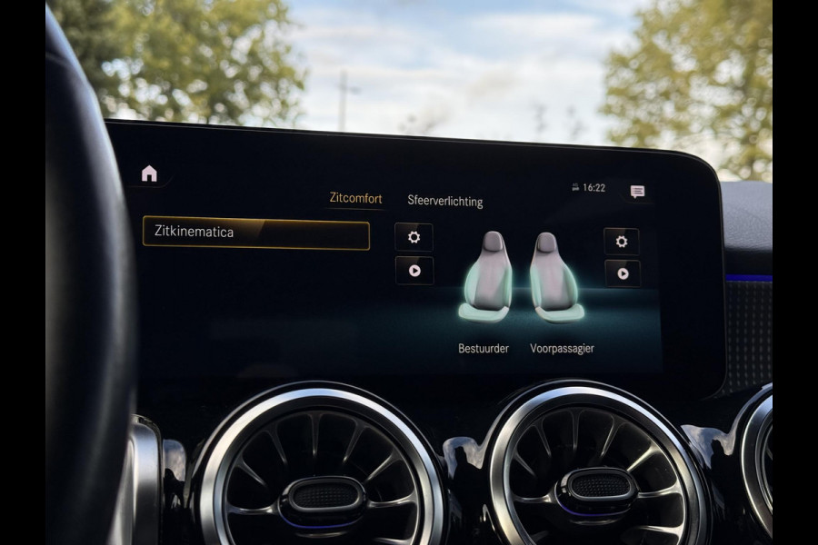 Mercedes-Benz Glb 200 Business Solution Luxury 7p. | Panorama | Leder | Memory |