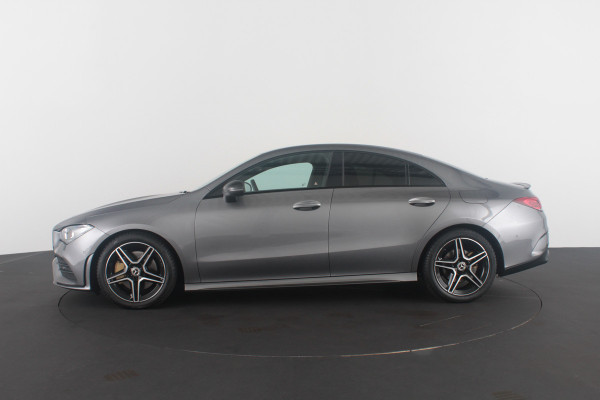Mercedes-Benz CLA-Klasse AMG Line > Night-pakket/Sfeer/Camera/Midline Audio... Mercedes-Benz CLA-Klasse AMG Line > Night-pakket/Sfeer/Camera/Midline Audio...