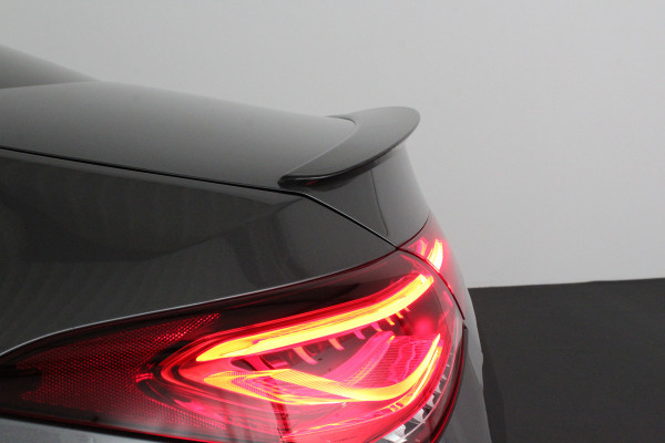 Mercedes-Benz CLA-Klasse AMG Line > Night-pakket/Sfeer/Camera/Midline Audio... Mercedes-Benz CLA-Klasse AMG Line > Night-pakket/Sfeer/Camera/Midline Audio...