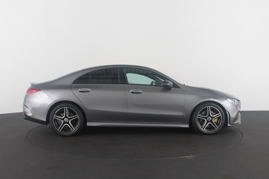 Mercedes-Benz CLA-Klasse AMG Line > Night-pakket/Sfeer/Camera/Midline Audio... Mercedes-Benz CLA-Klasse AMG Line > Night-pakket/Sfeer/Camera/Midline Audio...