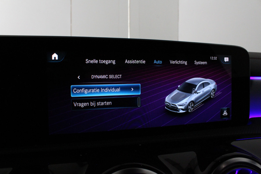 Mercedes-Benz CLA-Klasse AMG Line > Night-pakket/Sfeer/Camera/Midline Audio... Mercedes-Benz CLA-Klasse AMG Line > Night-pakket/Sfeer/Camera/Midline Audio...