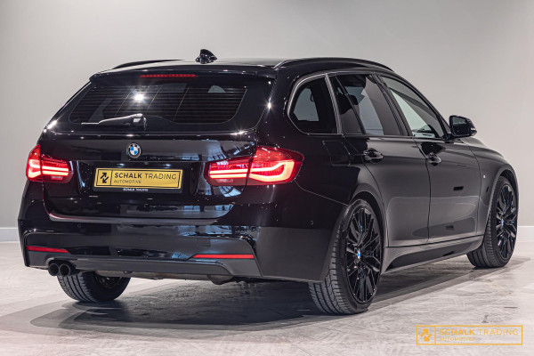 BMW 3 Serie Touring 320i M Sport Edition|Trekhaak|NAP|Leder BMW 3 Serie Touring 320i M Sport Edition|Trekhaak|NAP|Leder