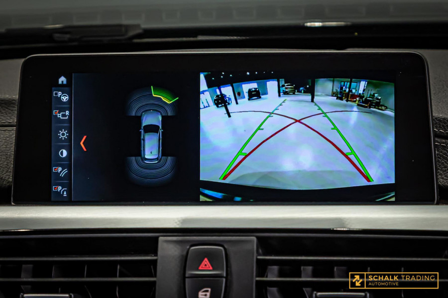 BMW 3 Serie Touring 320i M Sport Edition|Trekhaak|NAP|Leder BMW 3 Serie Touring 320i M Sport Edition|Trekhaak|NAP|Leder