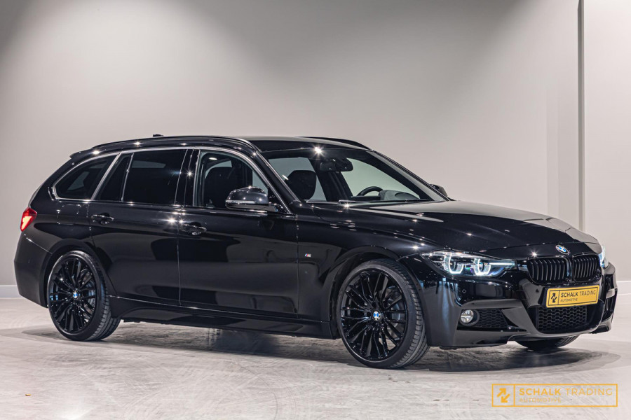 BMW 3 Serie Touring 320i M Sport Edition|Trekhaak|NAP|Leder BMW 3 Serie Touring 320i M Sport Edition|Trekhaak|NAP|Leder