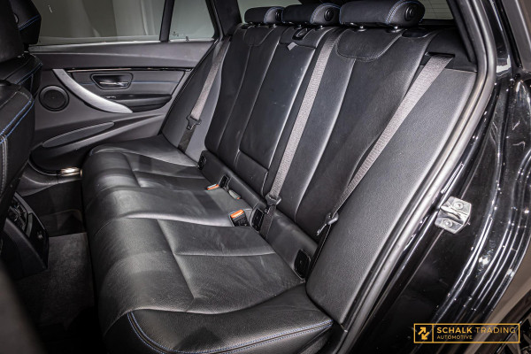 BMW 3 Serie Touring 320i M Sport Edition|Trekhaak|NAP|Leder BMW 3 Serie Touring 320i M Sport Edition|Trekhaak|NAP|Leder