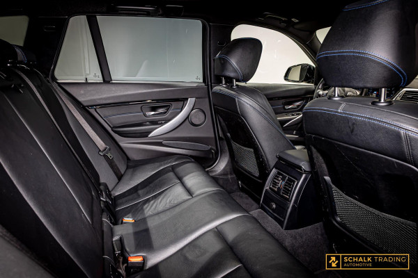 BMW 3 Serie Touring 320i M Sport Edition|Trekhaak|NAP|Leder BMW 3 Serie Touring 320i M Sport Edition|Trekhaak|NAP|Leder