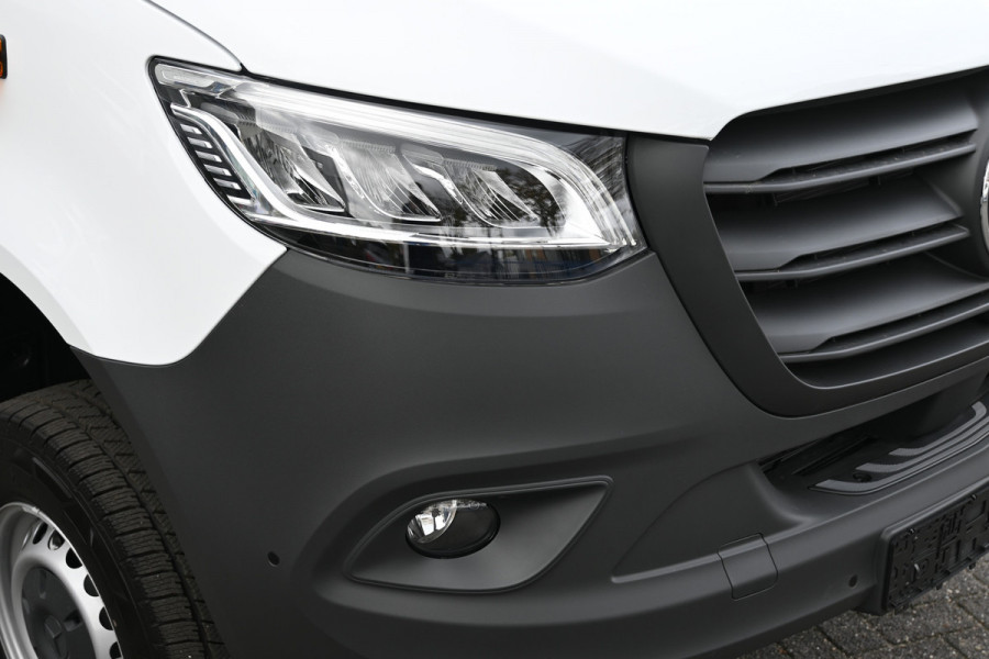 Mercedes-Benz Sprinter 319 CDI 4x4 L2H2 Pro Draaistoelen, LED, 360 Graden Camera, Navigatie Mercedes-Benz Sprinter 319 CDI 4x4 L2H2 Pro Draaistoelen, LED, 360 Graden Camera, Navigatie