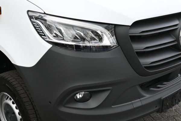 Mercedes-Benz Sprinter 319 CDI 4x4 L2H2 Pro Draaistoelen, LED, 360 Graden Camera, Navigatie Mercedes-Benz Sprinter 319 CDI 4x4 L2H2 Pro Draaistoelen, LED, 360 Graden Camera, Navigatie