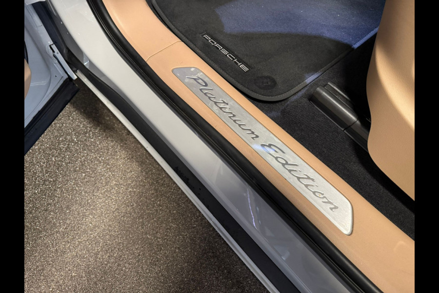 Porsche Cayenne Coupé 3.0 E-Hybrid Platinum Edition SPORT DESIGN-PANO-LUCHTV-STOELEN 18 VOUDIG-COMPLEET Porsche Cayenne Coupé 3.0 E-Hybrid Platinum Edition SPORT DESIGN-PANO-LUCHTV-STOELEN 18 VOUDIG-COMPLEET