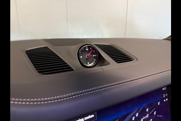 Porsche Cayenne Coupé 3.0 E-Hybrid Platinum Edition SPORT DESIGN-PANO-LUCHTV-STOELEN 18 VOUDIG-COMPLEET Porsche Cayenne Coupé 3.0 E-Hybrid Platinum Edition SPORT DESIGN-PANO-LUCHTV-STOELEN 18 VOUDIG-COMPLEET