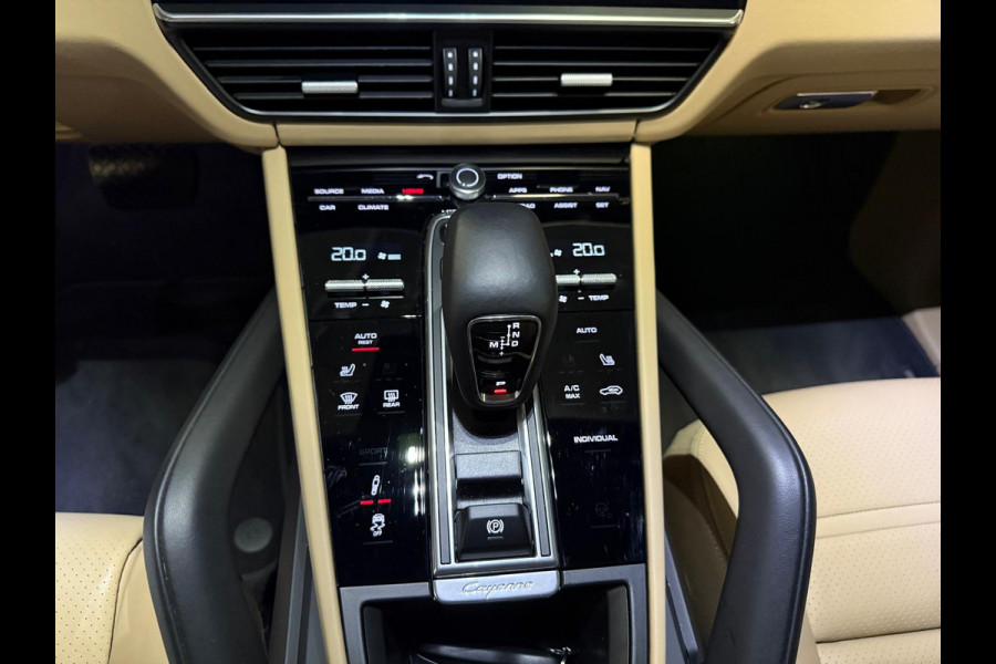 Porsche Cayenne Coupé 3.0 E-Hybrid Platinum Edition SPORT DESIGN-PANO-LUCHTV-STOELEN 18 VOUDIG-COMPLEET Porsche Cayenne Coupé 3.0 E-Hybrid Platinum Edition SPORT DESIGN-PANO-LUCHTV-STOELEN 18 VOUDIG-COMPLEET