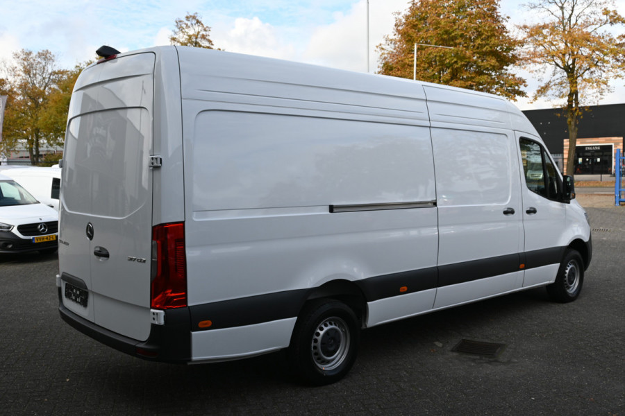 Mercedes-Benz Sprinter 317 CDI L3H2 Pro 10.25 MBUX met camera Mercedes-Benz Sprinter 317 CDI L3H2 Pro 10.25 MBUX met camera