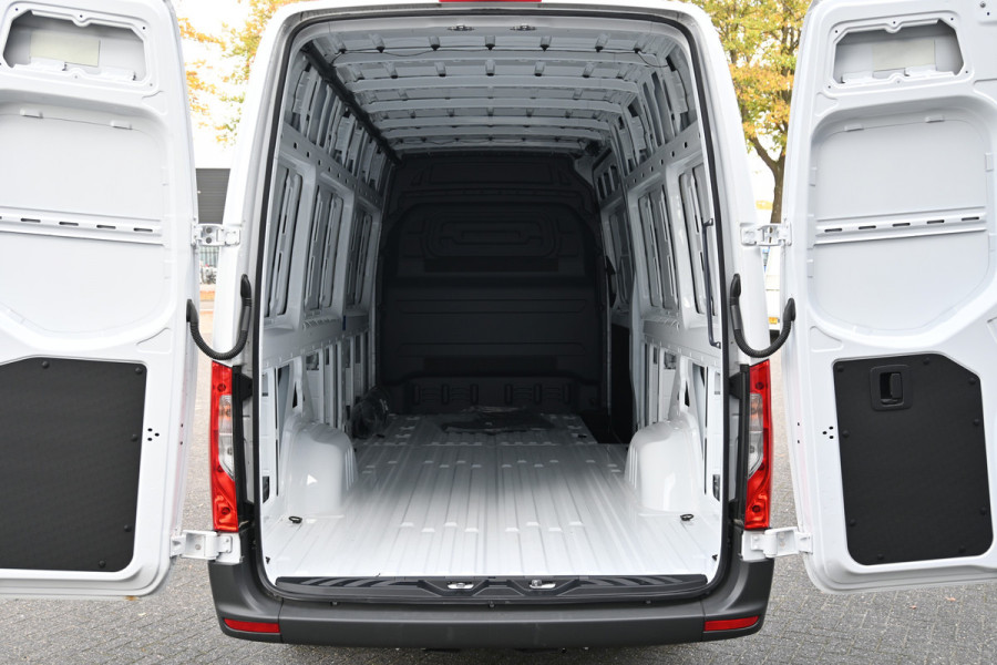 Mercedes-Benz Sprinter 317 CDI L3H2 Pro 10.25 MBUX met camera Mercedes-Benz Sprinter 317 CDI L3H2 Pro 10.25 MBUX met camera