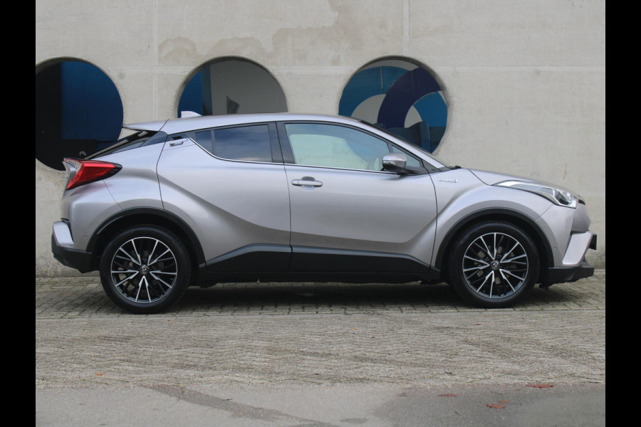 Toyota C-HR 1.8 Hybrid Executive | NAVIGATIE | ACHTERUITRIJCAMERA | CRUISE CONTROL ADAPTIEF | Toyota C-HR 1.8 Hybrid Executive | NAVIGATIE | ACHTERUITRIJCAMERA | CRUISE CONTROL ADAPTIEF |