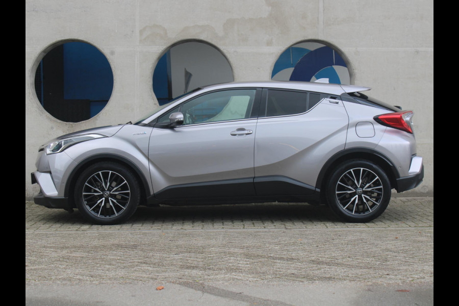 Toyota C-HR 1.8 Hybrid Executive | NAVIGATIE | ACHTERUITRIJCAMERA | CRUISE CONTROL ADAPTIEF | Toyota C-HR 1.8 Hybrid Executive | NAVIGATIE | ACHTERUITRIJCAMERA | CRUISE CONTROL ADAPTIEF |
