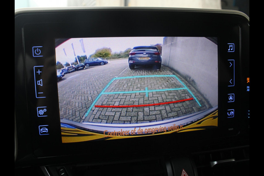 Toyota C-HR 1.8 Hybrid Executive | NAVIGATIE | ACHTERUITRIJCAMERA | CRUISE CONTROL ADAPTIEF | Toyota C-HR 1.8 Hybrid Executive | NAVIGATIE | ACHTERUITRIJCAMERA | CRUISE CONTROL ADAPTIEF |