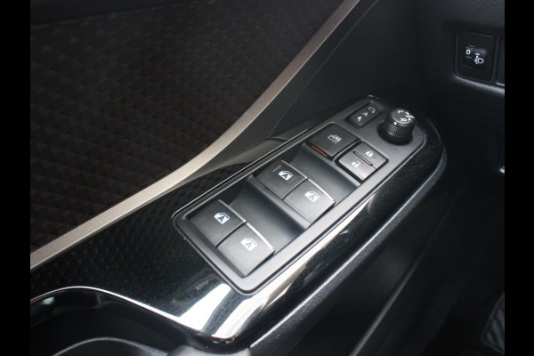 Toyota C-HR 1.8 Hybrid Executive | NAVIGATIE | ACHTERUITRIJCAMERA | CRUISE CONTROL ADAPTIEF | Toyota C-HR 1.8 Hybrid Executive | NAVIGATIE | ACHTERUITRIJCAMERA | CRUISE CONTROL ADAPTIEF |