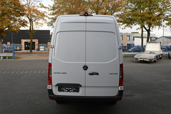 Mercedes-Benz Sprinter 317 CDI L3H2 Pro Geveerde stoel, Smartphone integratiesysteem Mercedes-Benz Sprinter 317 CDI L3H2 Pro Geveerde stoel, Smartphone integratiesysteem