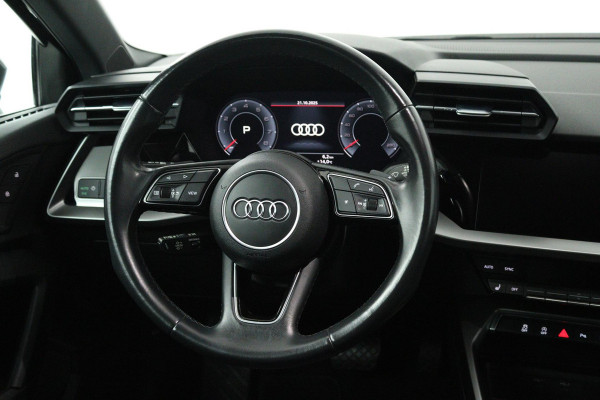 Audi A3 Sportback 30 TFSI Advanced edition (DIGITALE COCKPIT, LANE-ASSIST, CRUISE CONTROL ADAPTIEF, STOELVERWARMING, SENSOREN)
