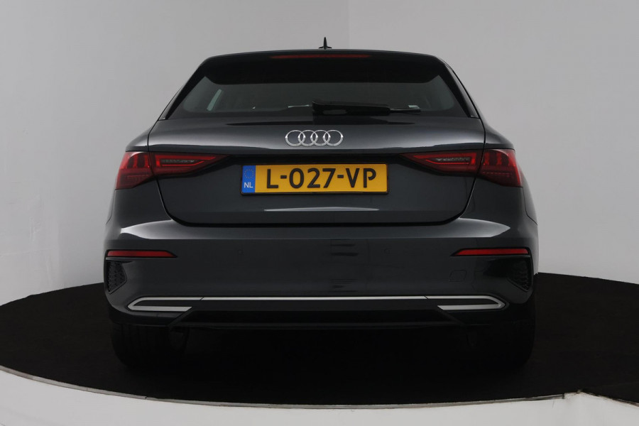 Audi A3 Sportback 30 TFSI Advanced edition (DIGITALE COCKPIT, LANE-ASSIST, CRUISE CONTROL ADAPTIEF, STOELVERWARMING, SENSOREN)
