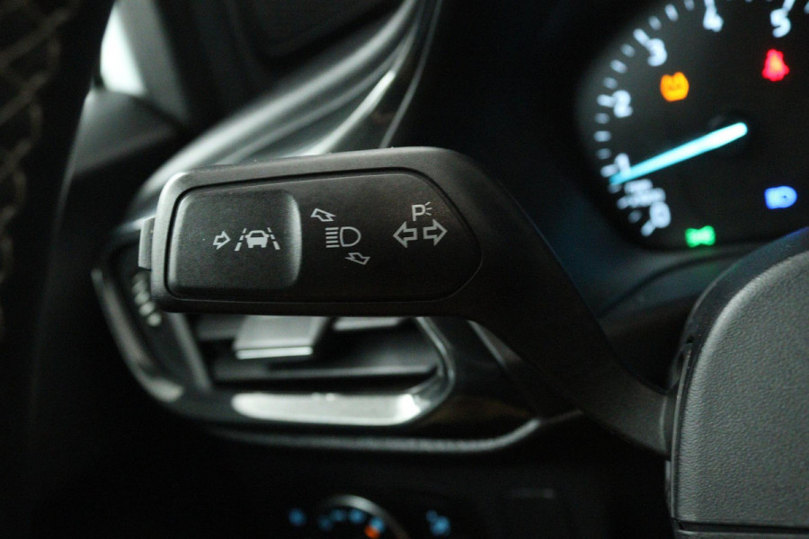 Ford Puma 1.0 EcoBoost Hybrid Titanium (TREKHAAK, PARKEERSENSOREN, NAVIGATIE, LANE-ASSIST) Ford Puma 1.0 EcoBoost Hybrid Titanium (TREKHAAK, PARKEERSENSOREN, NAVIGATIE, LANE-ASSIST)