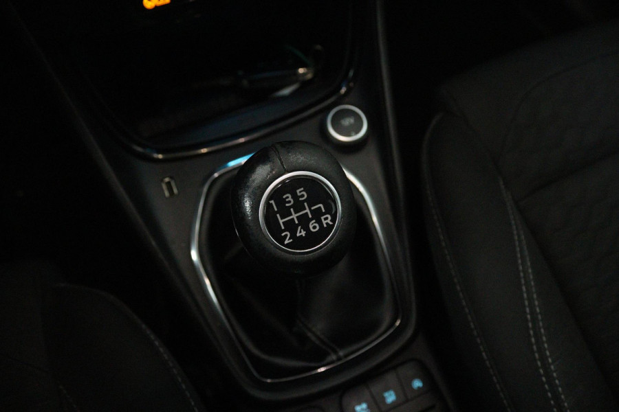 Ford Puma 1.0 EcoBoost Hybrid Titanium (TREKHAAK, PARKEERSENSOREN, NAVIGATIE, LANE-ASSIST) Ford Puma 1.0 EcoBoost Hybrid Titanium (TREKHAAK, PARKEERSENSOREN, NAVIGATIE, LANE-ASSIST)